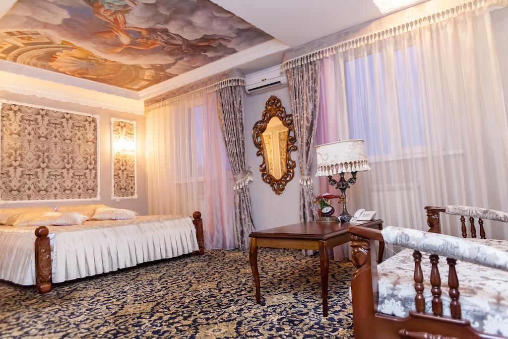 Hotel General Ekibastuz Buitenkant foto