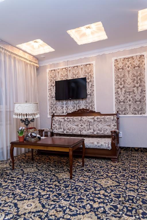 Hotel General Ekibastuz Kamer foto