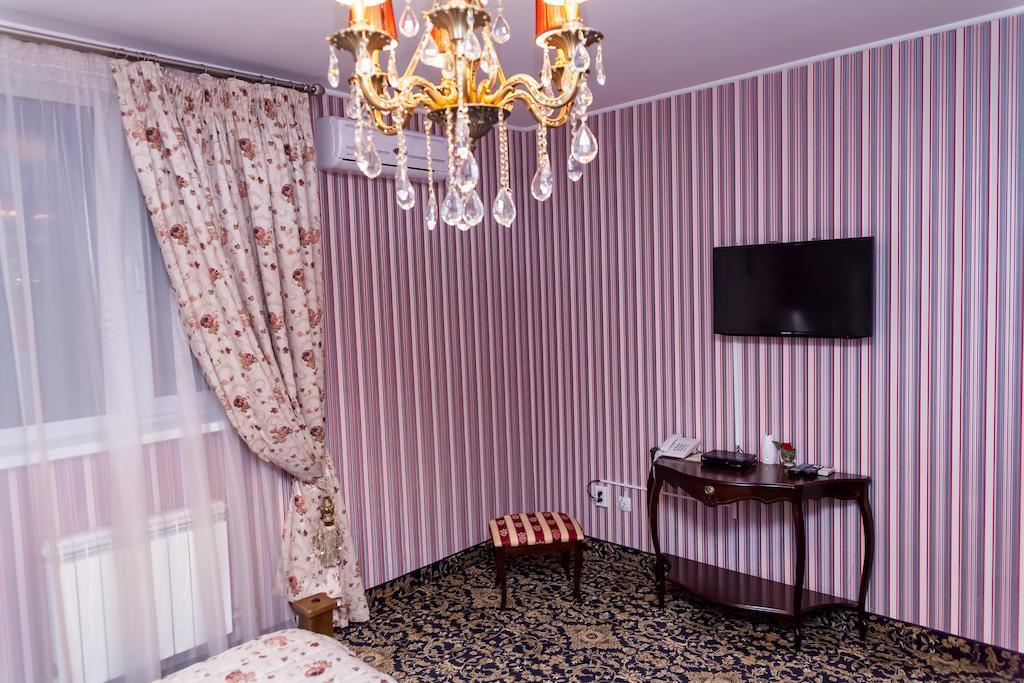 Hotel General Ekibastuz Kamer foto
